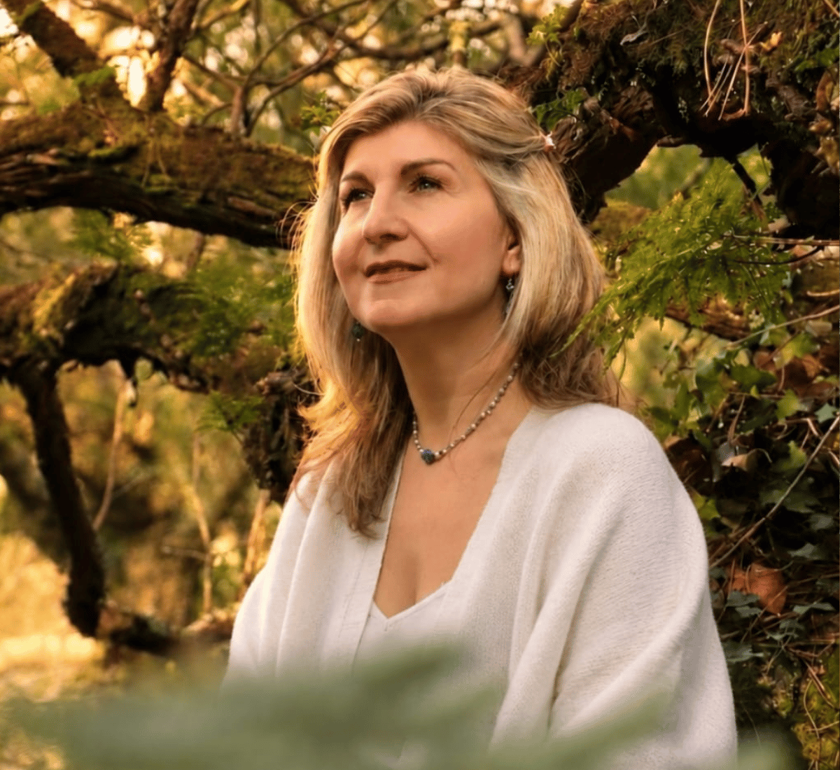 Elena Lisnic in nature